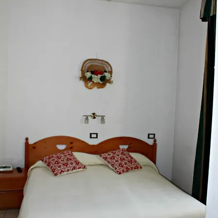 Bed & Breakfast Corte Rossa Tirano